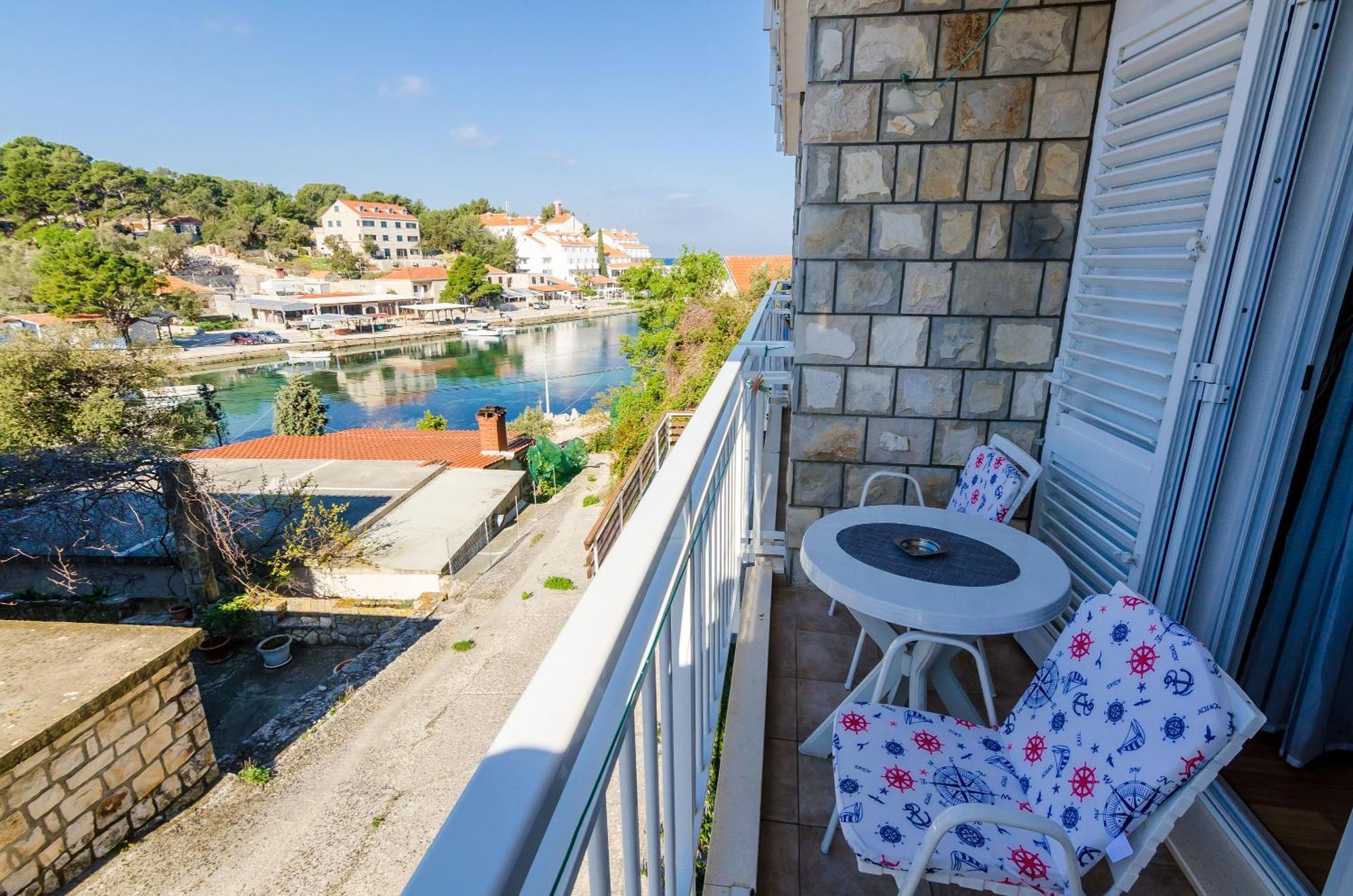 Apartments Lorena Mljet بومينا المظهر الخارجي الصورة