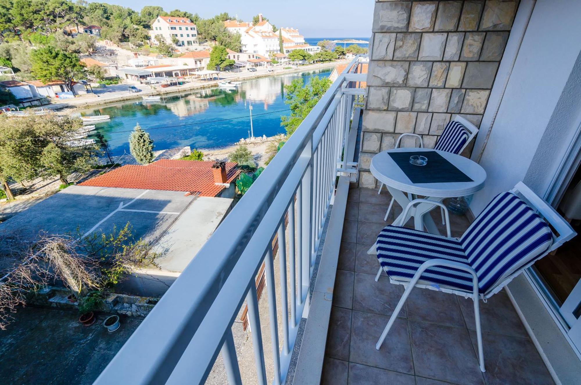 Apartments Lorena Mljet بومينا المظهر الخارجي الصورة